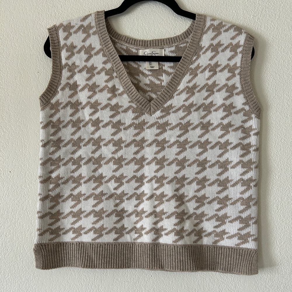Jessica Simpson Houndstooth Sweater Vest‎
